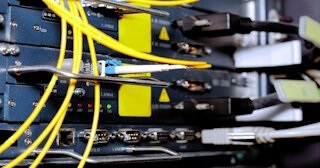 Заказать монтаж сетей в Одинцове. Обслуживание ПК, ремонт от 311 руб